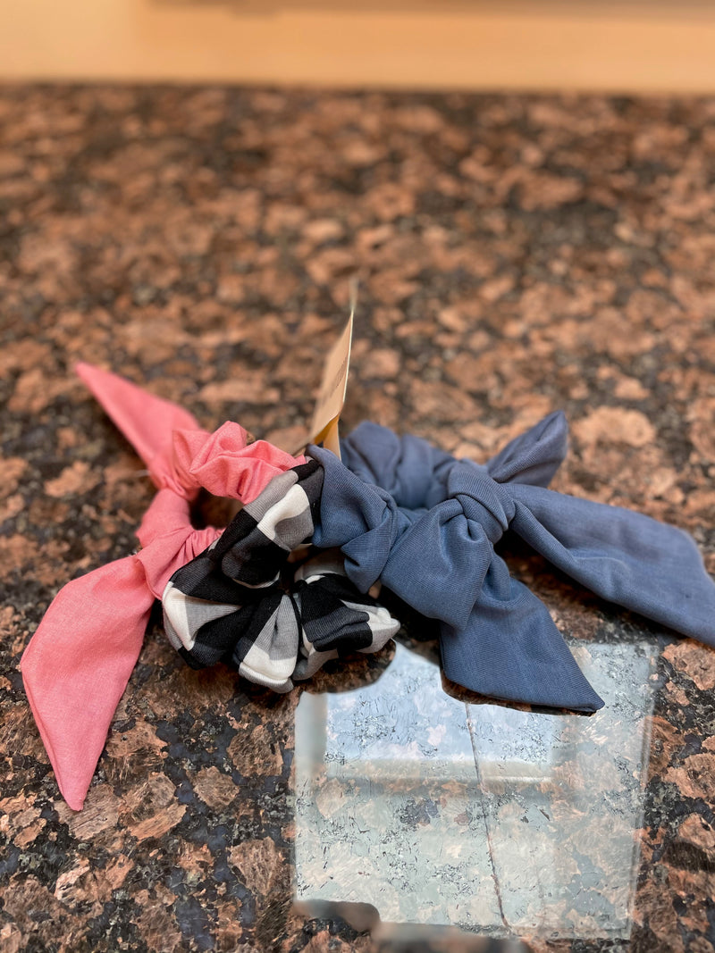 Checked Scrunchie Set